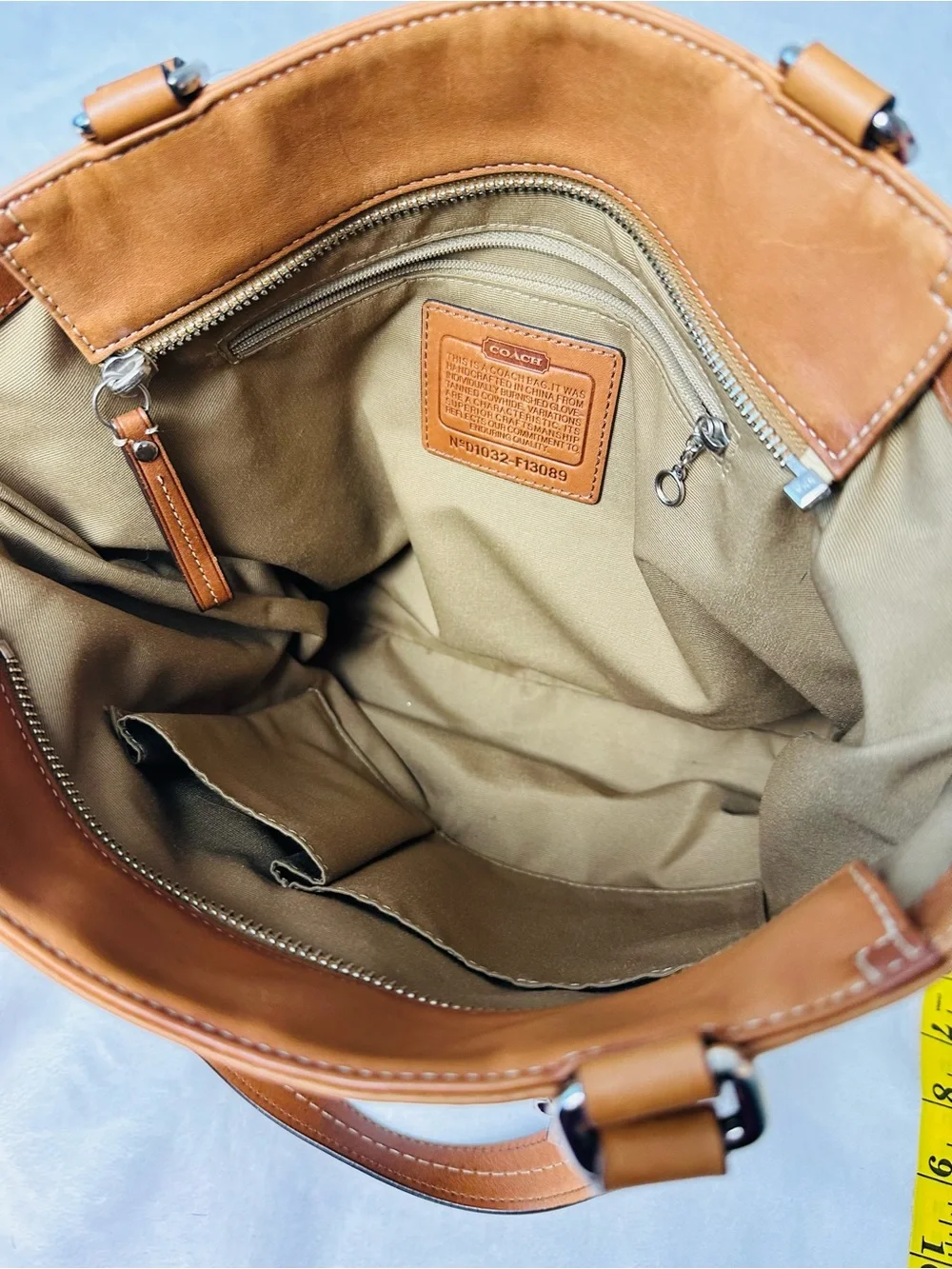 Coach tote smooth